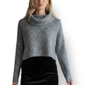 4/$20 🎄 White House Black Market Metallic Cowl Neck Crop Sweater - Size XS